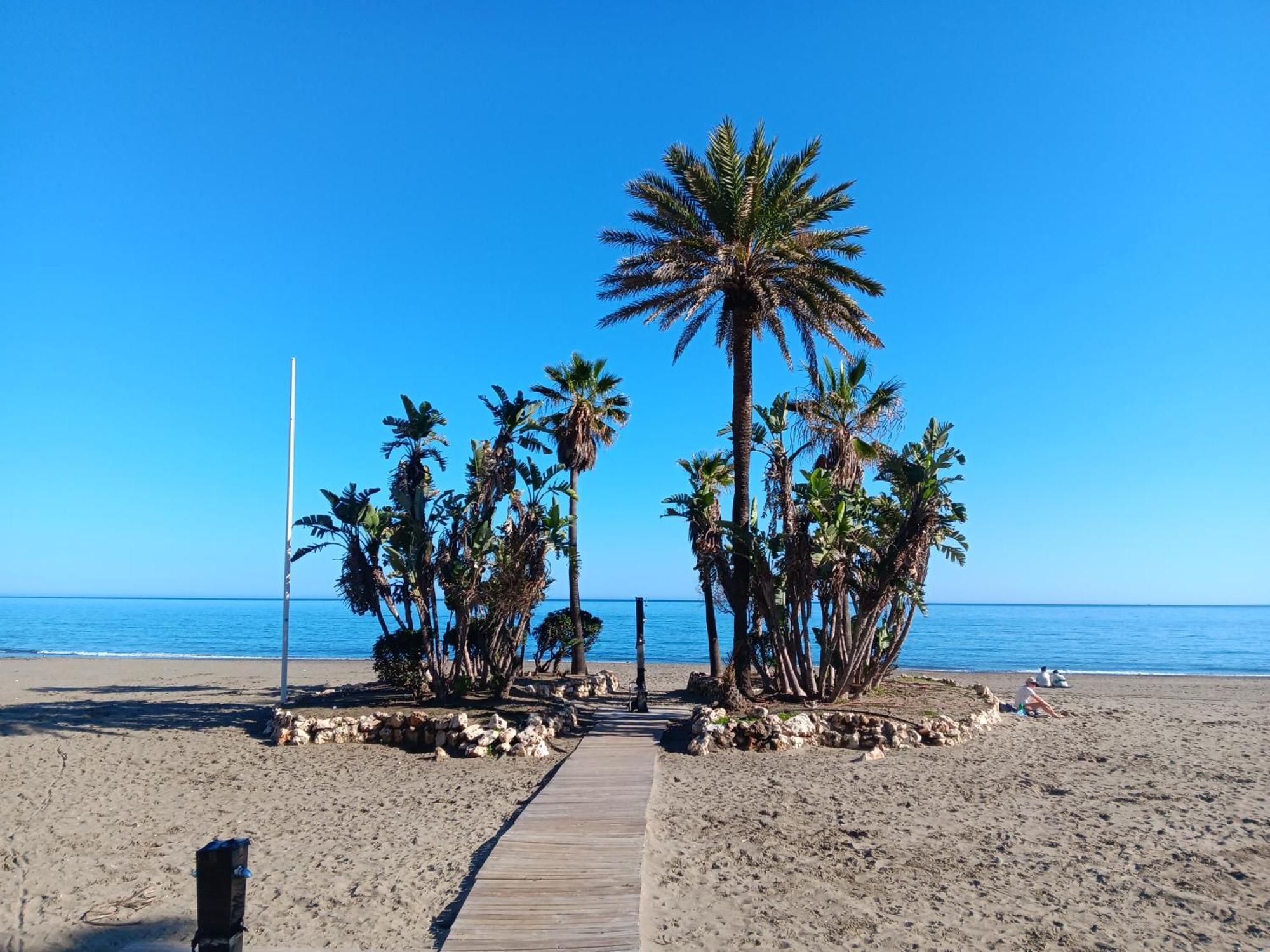 Alojamiento Iberia Playa Estepona Exterior foto